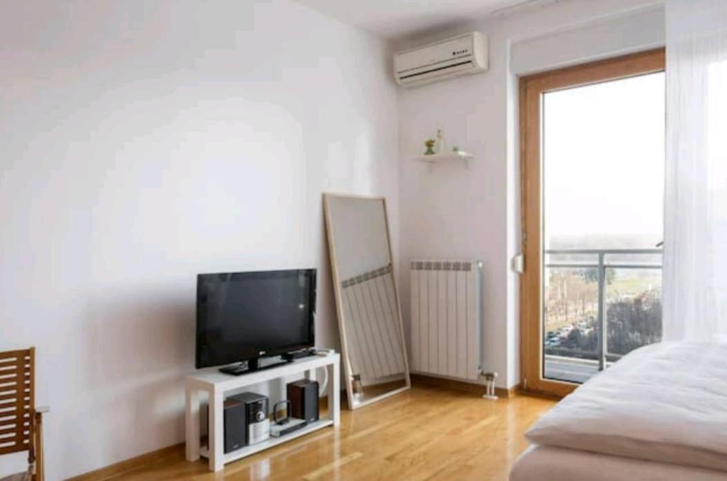 Appartamento Danube Pearl Belgrado Esterno foto