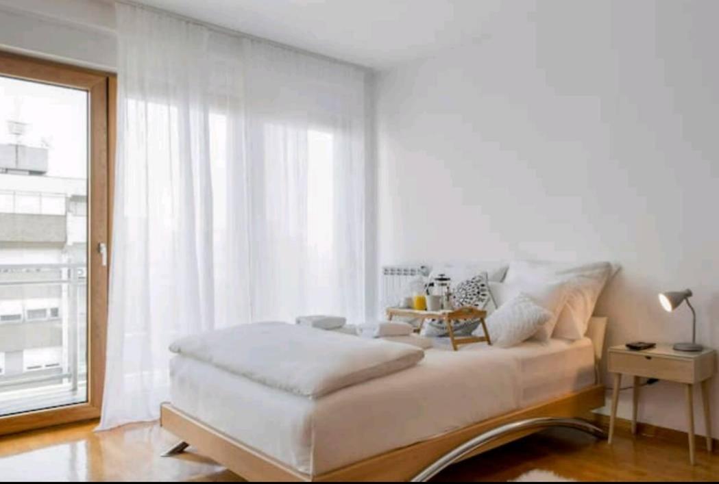 Appartamento Danube Pearl Belgrado Esterno foto